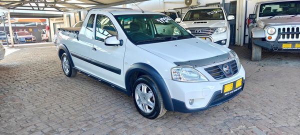 2011-Nissan-NP200-16-AC-Safety-Pack image:2