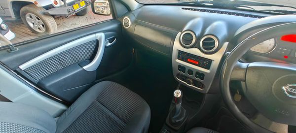 2011-Nissan-NP200-16-AC-Safety-Pack image:7