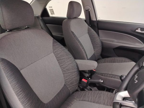 2024-Kia-Pegas-14-LX image:9
