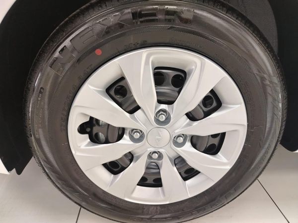 2024-Kia-Pegas-14-LX image:5