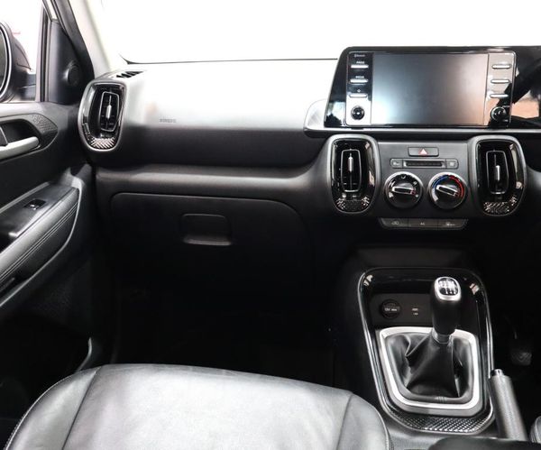 2022-Kia-Sonet-15-EX image:11
