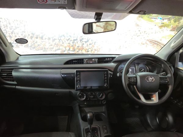 2024-Toyota-Hilux-24-GD-6-Raised-Body-Raider-Auto-Double-Cab image:9