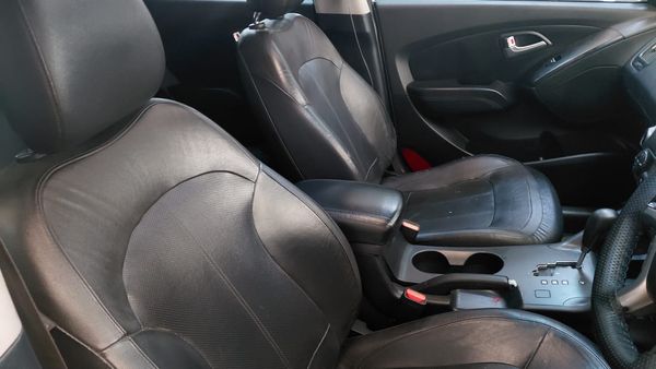2014-Hyundai-ix35-20-Elite-Auto image:11