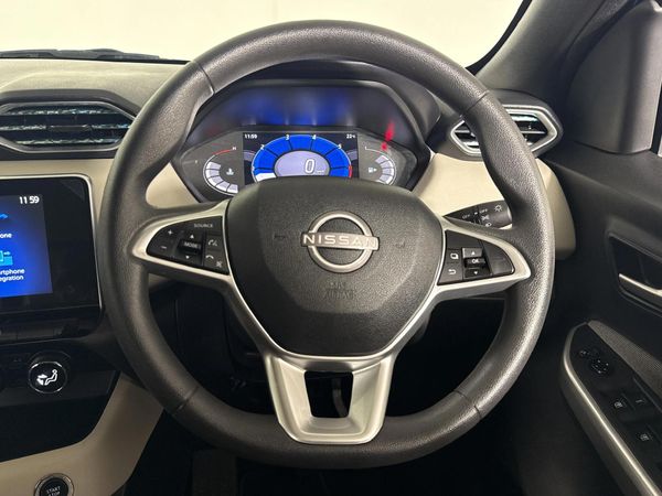 2024-Nissan-Magnite-10-Acenta-AMT image:9