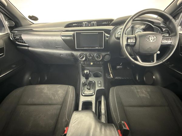 2019-Toyota-Hilux-28-GD-6-Raised-Body-Raider-Auto-Extended-Cab image:1