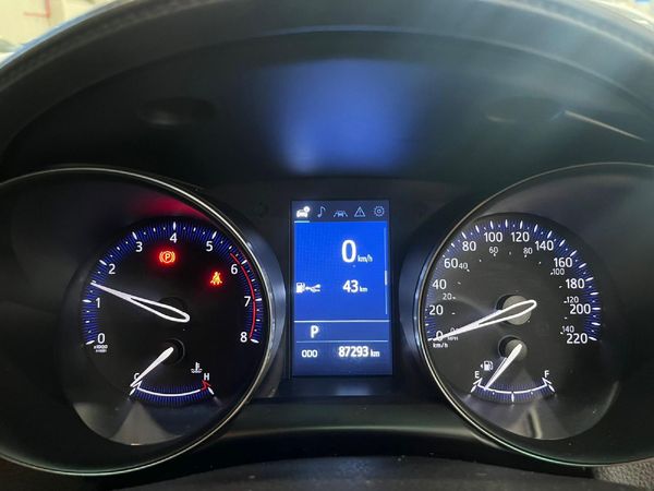 2021-Toyota-C-HR-12T-Plus-Auto image:10
