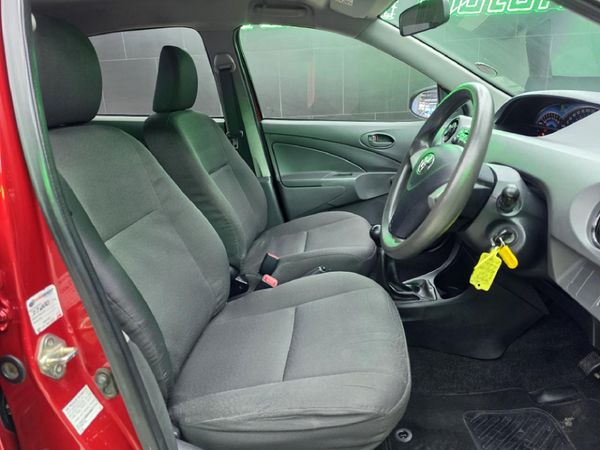 2017-Toyota-Etios-15-Xi-5-dr image:12