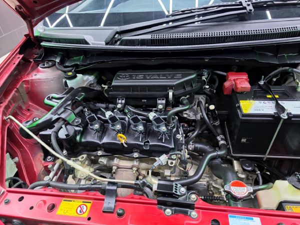 2017-Toyota-Etios-15-Xi-5-dr image:19