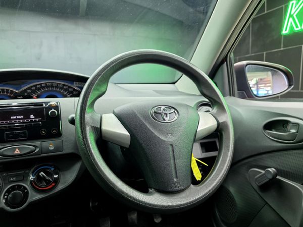 2017-Toyota-Etios-15-Xi-5-dr image:8