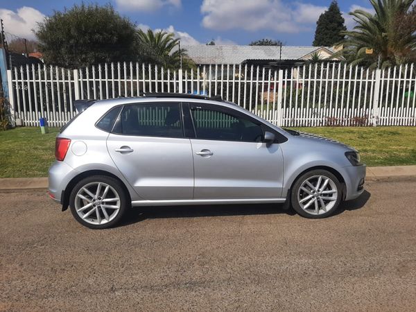 2017-Volkswagen-Polo-12-TSI-Highline-81kW image:4