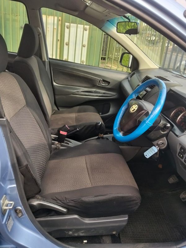 2015-Toyota-Avanza-15-SX image:13