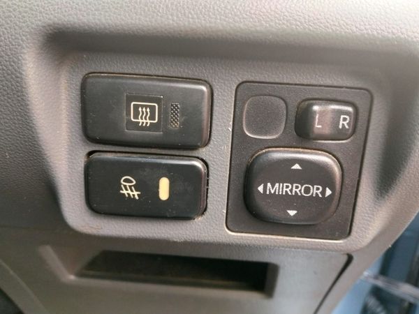 2015-Toyota-Avanza-15-SX image:15