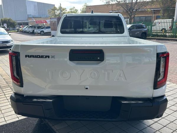 2026-Toyota-Hilux-28-GD-6-RB-Raider-X-Auto-Extended-Cab image:12