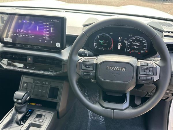 2026-Toyota-Hilux-28-GD-6-RB-Raider-X-Auto-Extended-Cab image:16