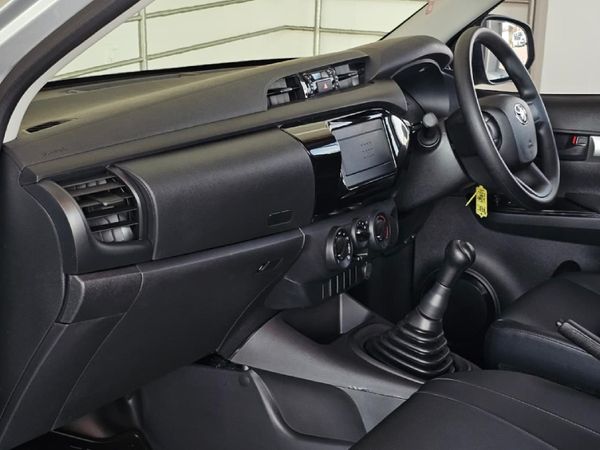 2026-Toyota-Hilux-24-GD-Single-Cab image:10