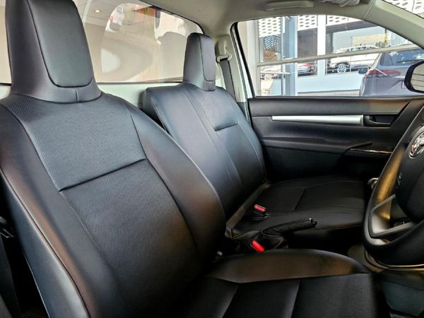 2026-Toyota-Hilux-24-GD-Single-Cab image:5