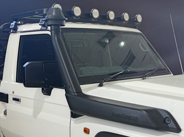 2025-Toyota-Land-Cruiser-79-45-D-Single-Cab image:8
