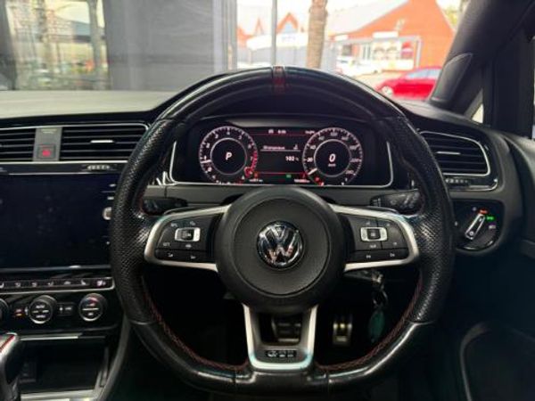 2020-Volkswagen-Golf-VII-GTI-20-TSI-Auto-TCR image:6