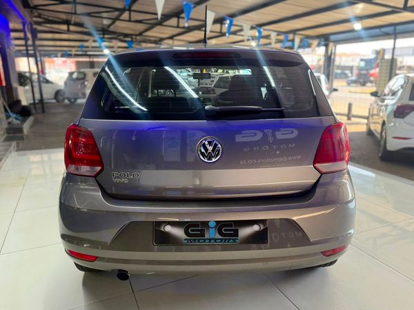 2020-Volkswagen-Polo-Vivo-14-Trendline-5-dr image:18
