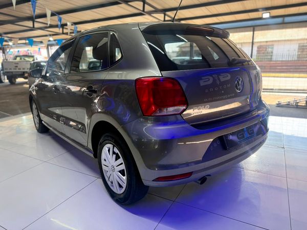 2020-Volkswagen-Polo-Vivo-14-Trendline-5-dr image:5