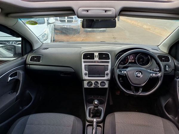 2017-Volkswagen-Polo-12-TSI-Highline-81kW image:10
