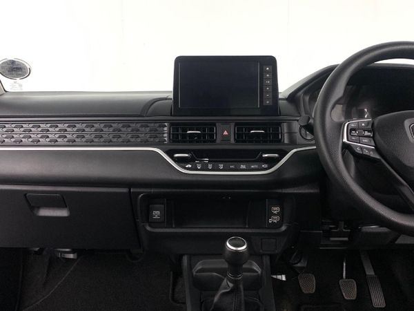 2026-Honda-Amaze-12-Trend image:13