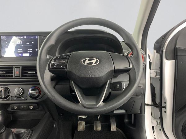 2025-Hyundai-Grand-i10-10-Motion image:12