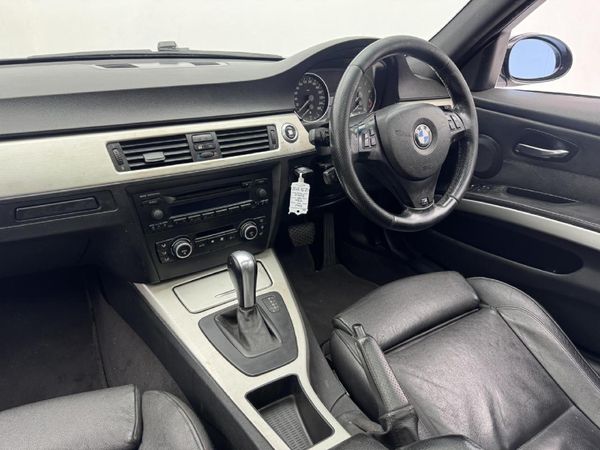 2007-BMW-3-Series-330i-Auto image:7