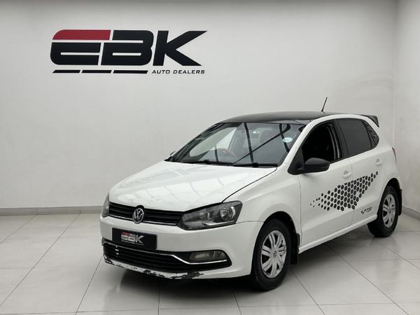 2013-Volkswagen-Polo-14-Comfortline-5-dr image:2