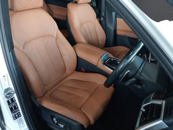 2023-BMW-X7-xDrive-40d-M-Sport-Pro image:9
