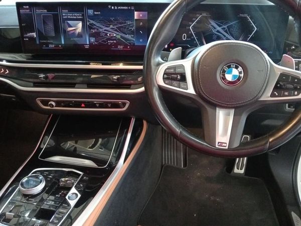 2023-BMW-X7-xDrive-40d-M-Sport-Pro image:10