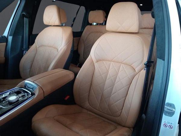 2023-BMW-X7-xDrive-40d-M-Sport-Pro image:13