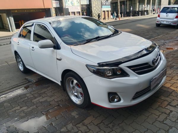 2017-Toyota-Corolla-Quest-16 image:1