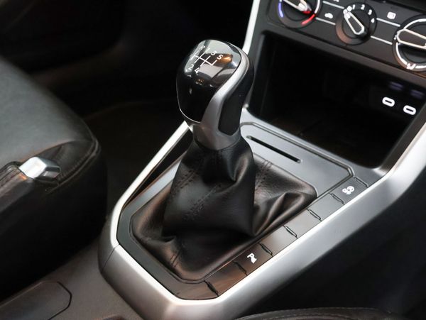 2023-Volkswagen-Polo-10-TSI image:16