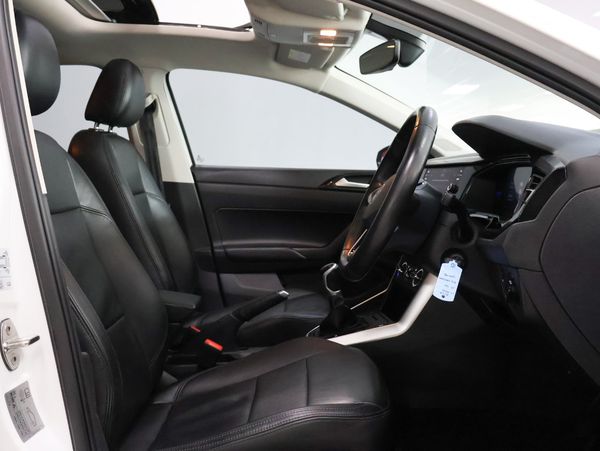 2023-Volkswagen-Polo-10-TSI image:8