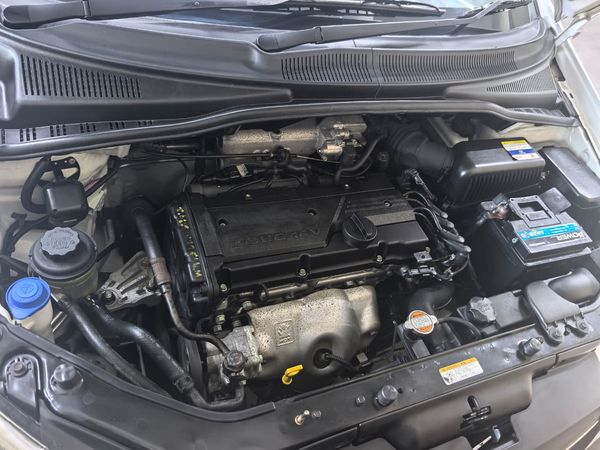 2012-Hyundai-Getz-14-HS image:5