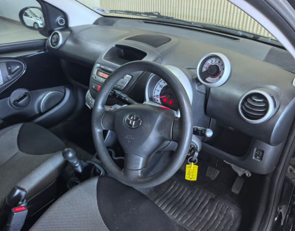 2014-Toyota-Aygo-10-Wild-5-dr image:6