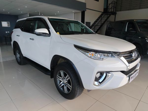 2018-Toyota-Fortuner-24-GD-6-Raised-Body image:1