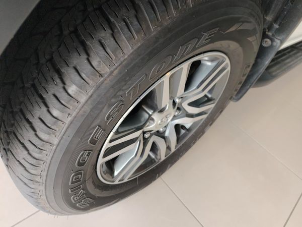 2018-Toyota-Fortuner-24-GD-6-Raised-Body image:6