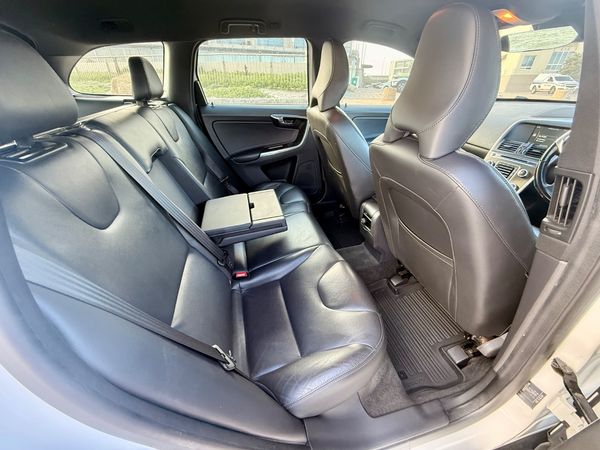 2016-Volvo-XC60-T5-Elite-Auto-Drive-E image:5