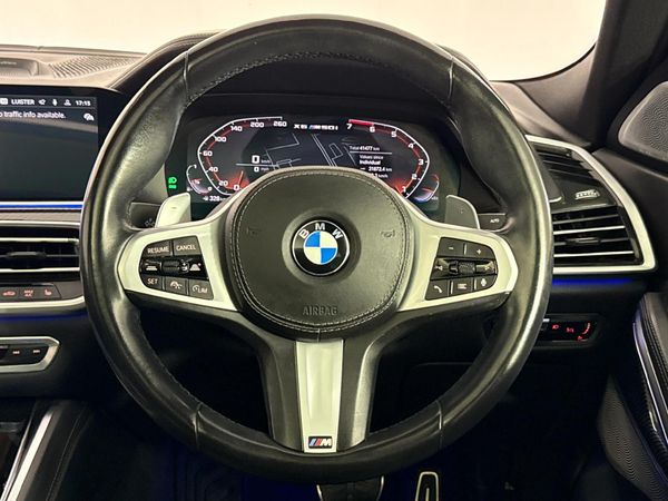 2021-BMW-X6-M50i image:10