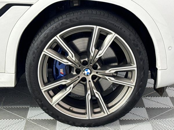 2021-BMW-X6-M50i image:4