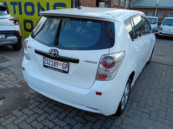 2010-Toyota-Verso-16-SX image:5