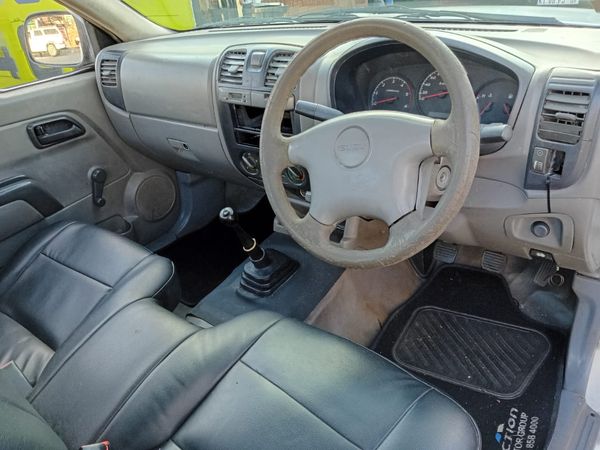2009-Isuzu-KB-250D-Fleetside-Single-Cab image:7