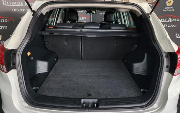 2014-Hyundai-ix35-20-Executive image:14