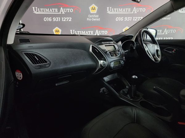 2014-Hyundai-ix35-20-Executive image:15