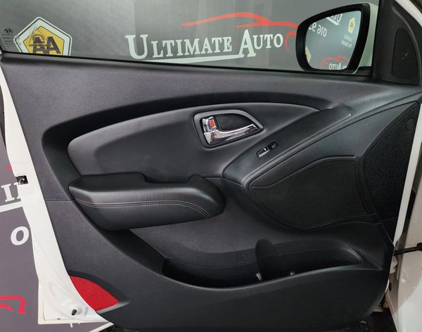 2014-Hyundai-ix35-20-Executive image:16