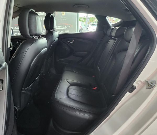 2014-Hyundai-ix35-20-Executive image:19