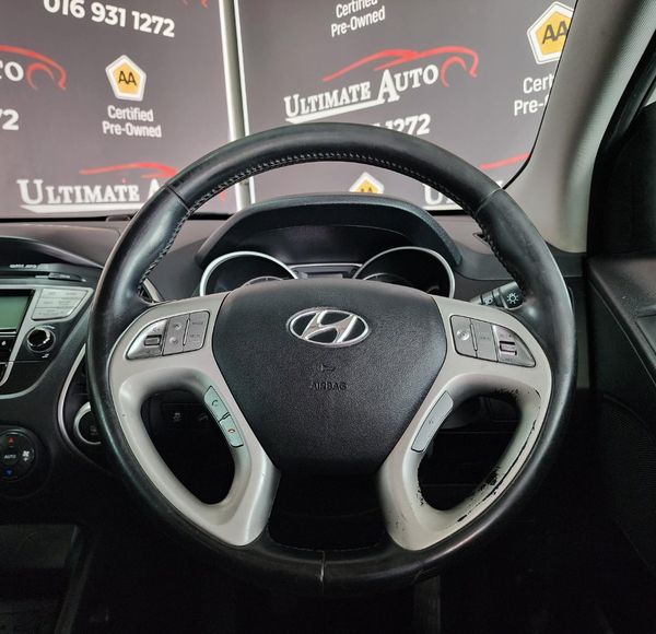 2014-Hyundai-ix35-20-Executive image:23