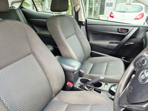 2020-Toyota-Corolla-Quest-18-Auto image:17
